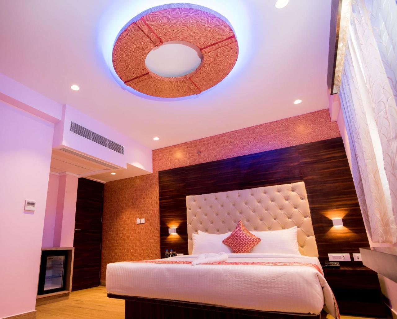 Npg Hotel Yelahanka Eksteriør billede